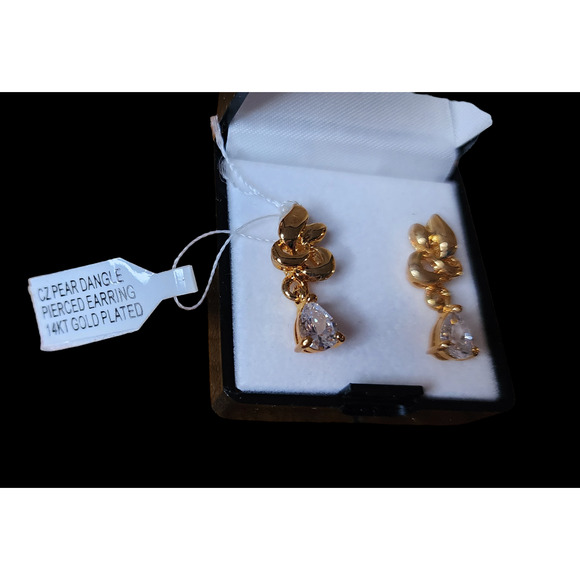 Vintage Jewelry 14KT Plated Pear-Shaped Tear Drop Earrings In Box - Picture 4 of 9